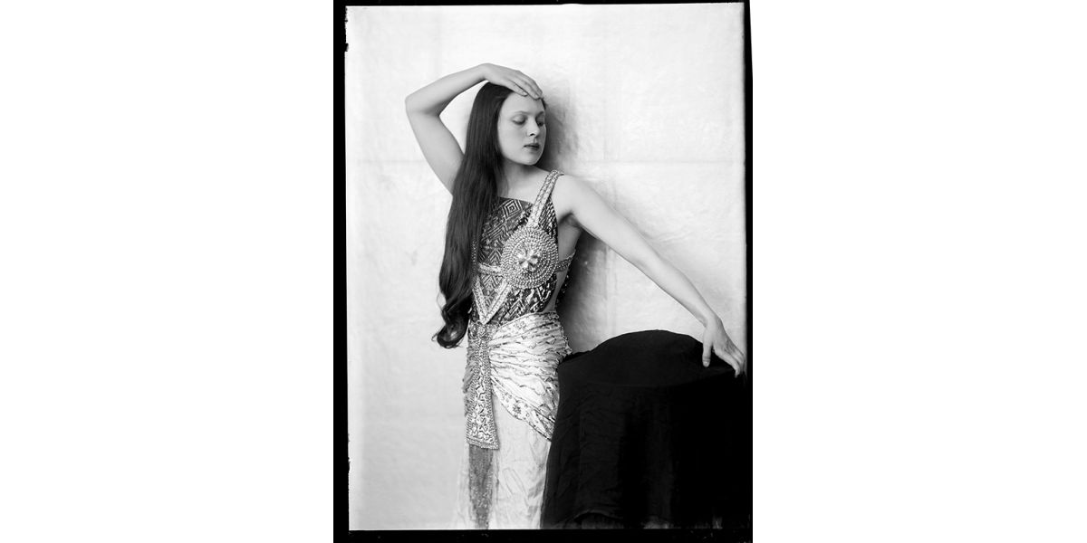 Marion Wulz, Portrait of Wanda Wulz in Egyptian costume, 1930 ca., Lambda Durst b/w silver gelatin print from silver bromide gelatin negative on glass, 180x130 mm, Alinari Archives-Marion Wulz archive, Florence