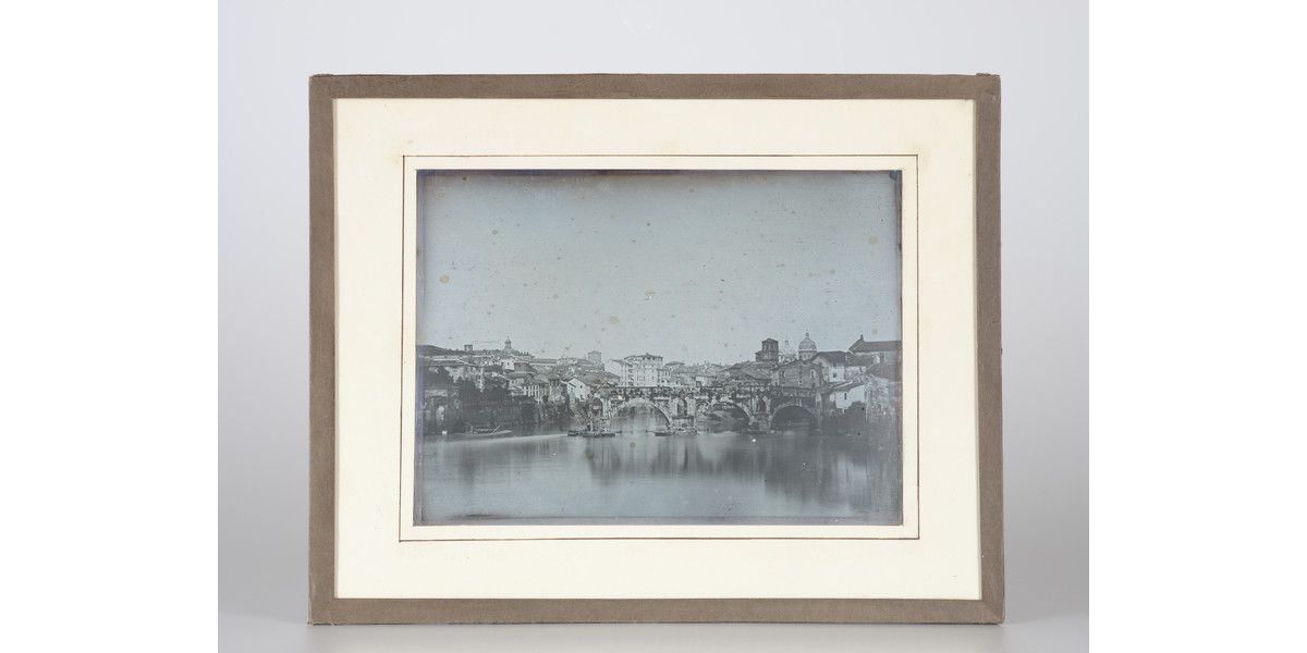 Pierre-Ambroise Richebourg, Ponte Rotto (Pons Aemilius “Ponte Rotto”), 1844 ca., dagherrotipo a lastra intera, Archivi Alinari-collezione Oggetti Unici, Firenze