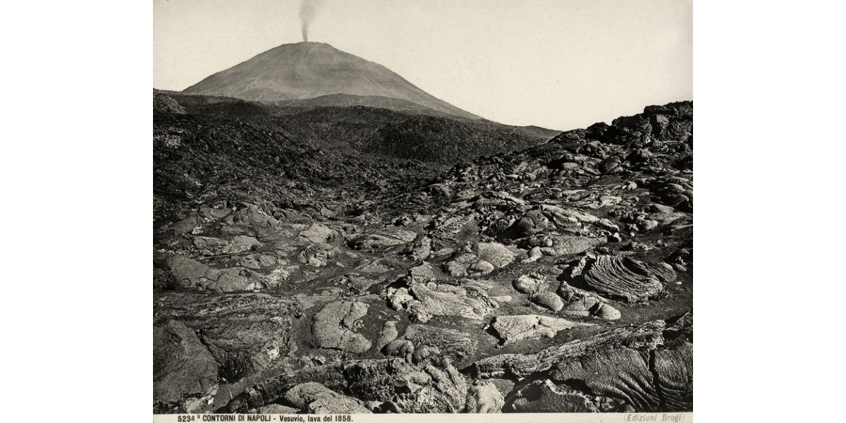 Stabilimento Giacomo Brogi, Vesuvius, lava of 1858, silver gelatin dry negative on glass plate, 21x27 cm, Alinari Archives-Brogi archive, Florence.