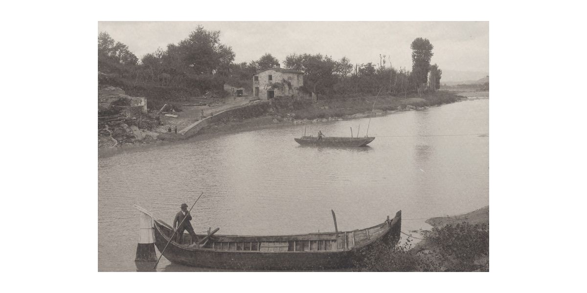 Vittorio Alinari, From the Album “L’Arno 1”, The Ship of Hell, 1908, gelatin bromide silver print with toning, 9 x 14 cm, Alinari Archives-album collection, Florence