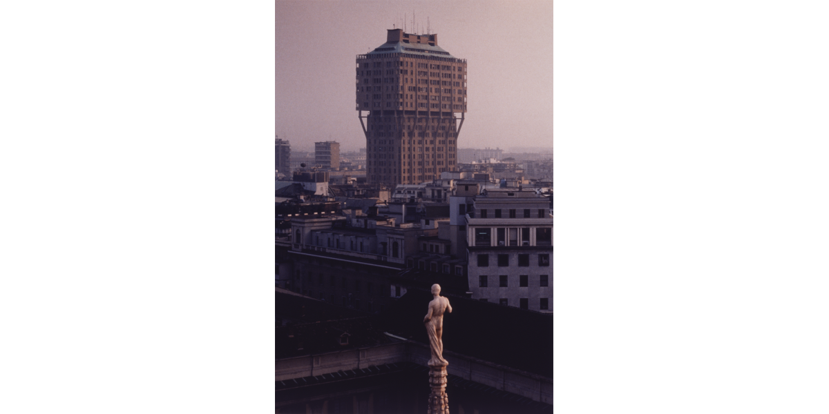 Fischli & Weiss, “Senza titolo (Milano Duomo)”, 1992-2000, © Peter Fischli e Eredi David Weiss - Città metropolitana di Milano / Museo di Fotografia Contemporanea, Milano-Cinisello Balsamo