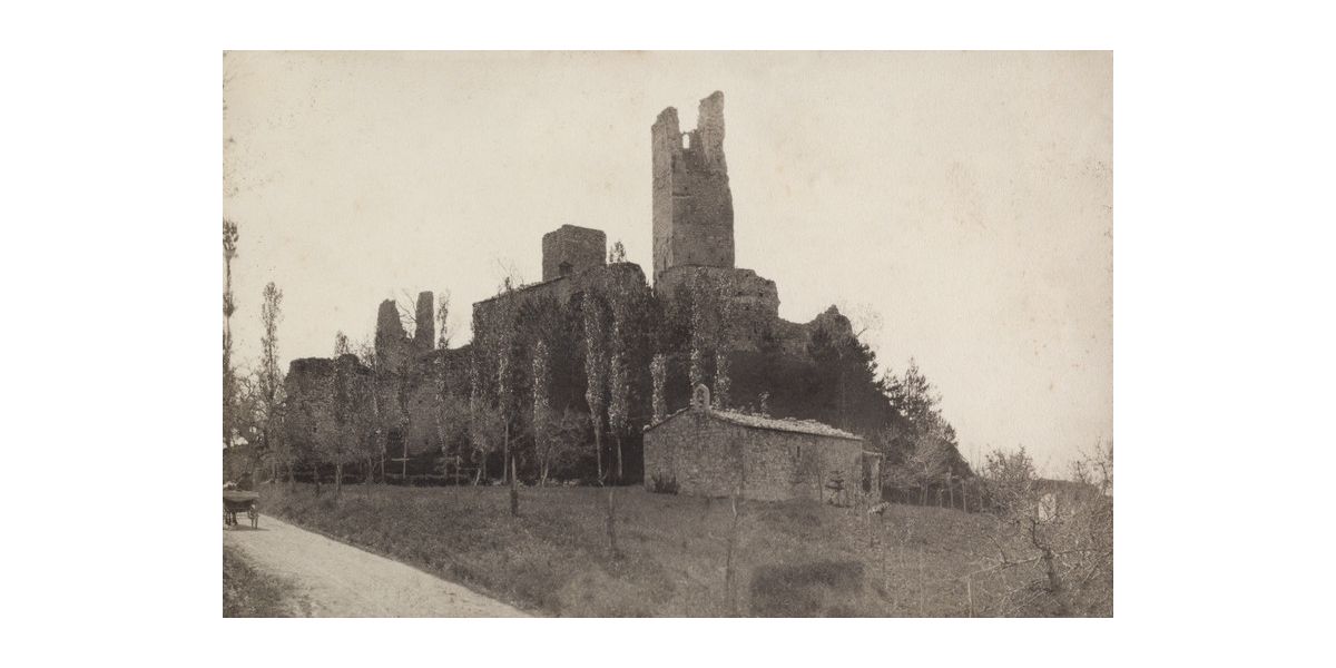 Vittorio Alinari, From the Album “L’Arno 1”, The Castle of Romena in Pratovecchio in Casentino, 1908, gelatin bromide silver print with toning, 9 x 14 cm, Alinari Archives-album collection, Florence