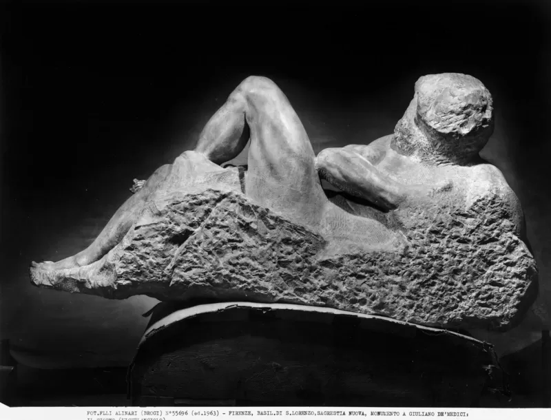 Stabilimento Giacomo Brogi,   Michelangelo Buonarroti, Il Giorno, particolare della tomba di Giuliano de'Medici duca di Nemours (1526-1531 ca.), visto da tergo, Cappelle Medicee della Basilica di San Lorenzo, Firenze, 1940-1943, negativo alla gelatina sali d'argento su vetro, 21x27 cm, Archivi Alinari, Firenze