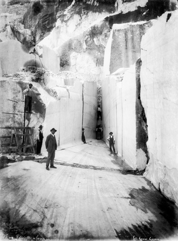 Augusto Corsini, The "Fabbricotti in Gioja" marble quarries, Carrara, Apuan Alps, 1920-1930, silver gelatin dry glass plate negative, Alinari Archives, Florence