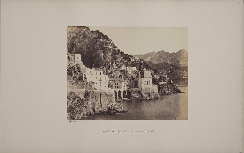 James Graham, Album “Italy” con 131 fotografie all’albumina su Torino, Firenze, Napoli, Costa Amalfitana, Pompei, 1858-1862, con dedica alla sorella di James Graham del 1864, Stampe all’albumina su carta in album, Firenze, Archivi Alinari-collezione album