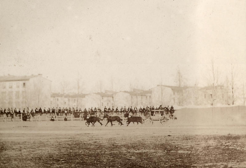 Unknown author, Stagecoach and horses during the show “Buffalo Bill’s Wild West”, Europe, ca. 1887–1889, collodion-celloidin aristotype on paper, Alinari Archives, Florence