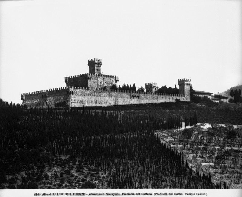 Fratelli Alinari, Il Castello di Vincigliata nei dintorni di Fiesole, ante 1896, negativo alla gelatina sali d’argento su vetro, archivio Alinari, Firenze